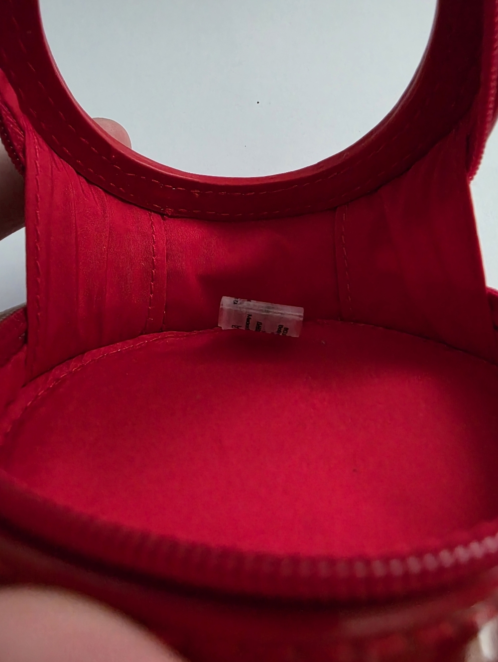 Christian Louboutin Red Patent Zip Around Foundation Compact Carrying Case Charm - Picture 9 of 16